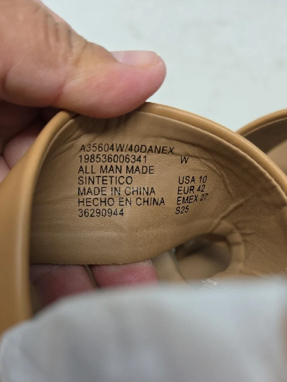 AEROSOLES Dantay Tan Slingback Block Heel Strappy Sandals Size 10.